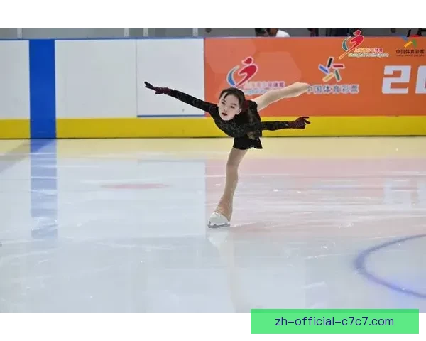 璀璨冰场：国际滑冰锦标赛精彩绽放